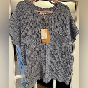 Oversized sweater vest NWT, s/m